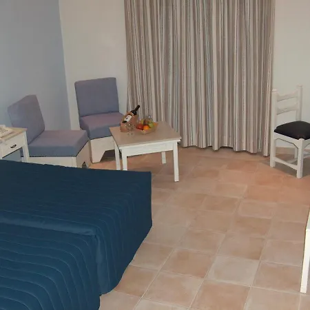 Dionysos 3* Paphos
