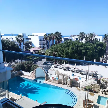 Dionysos 3* Paphos