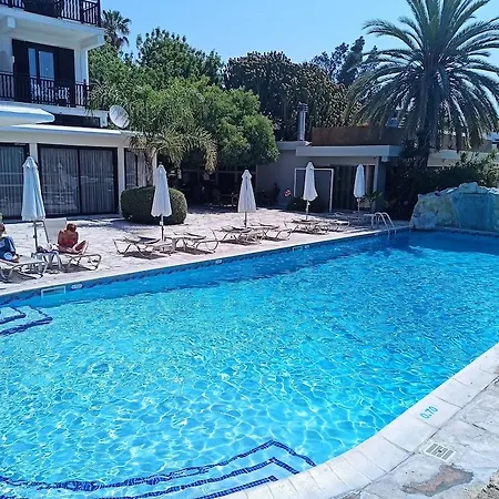 Hotel Dionysos 3*