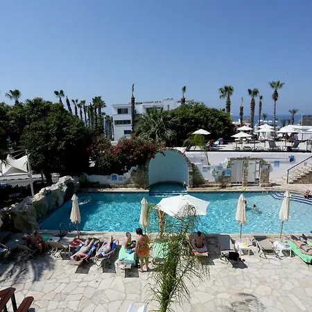 Dionysos Hotel
